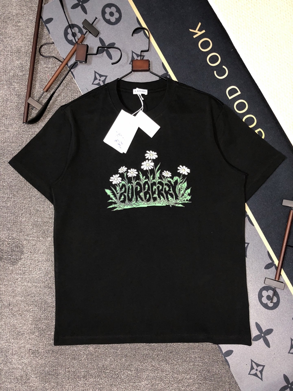 ブランドTシャツ正面デザイン